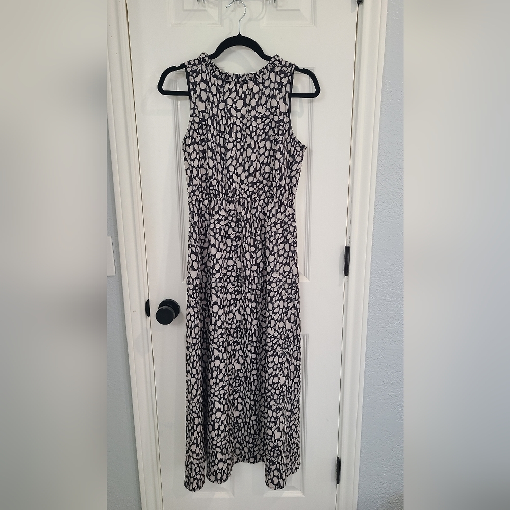 Long sleeveless black and cream printed dress - Picture 1 of 2